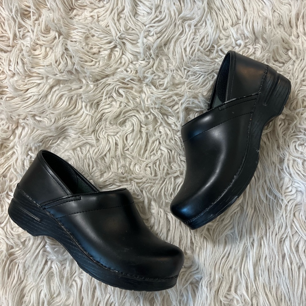 Dansko Professional Black Leather clogs